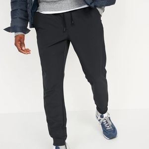 Mens Old Navy StretchTech Water-Repellent Joggers Color Panther